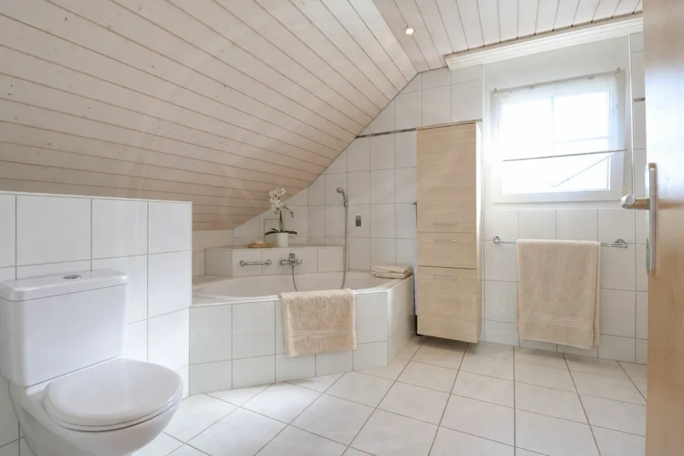 RESERVED - Detached 5½-room single-family house with garden and 2 underground parking spaces – photo 10 of 12
