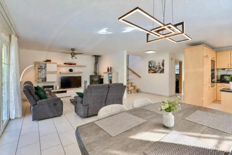 RESERVED - Detached 5½-room single-family house with garden and 2 underground parking spaces – photo 2 of 12