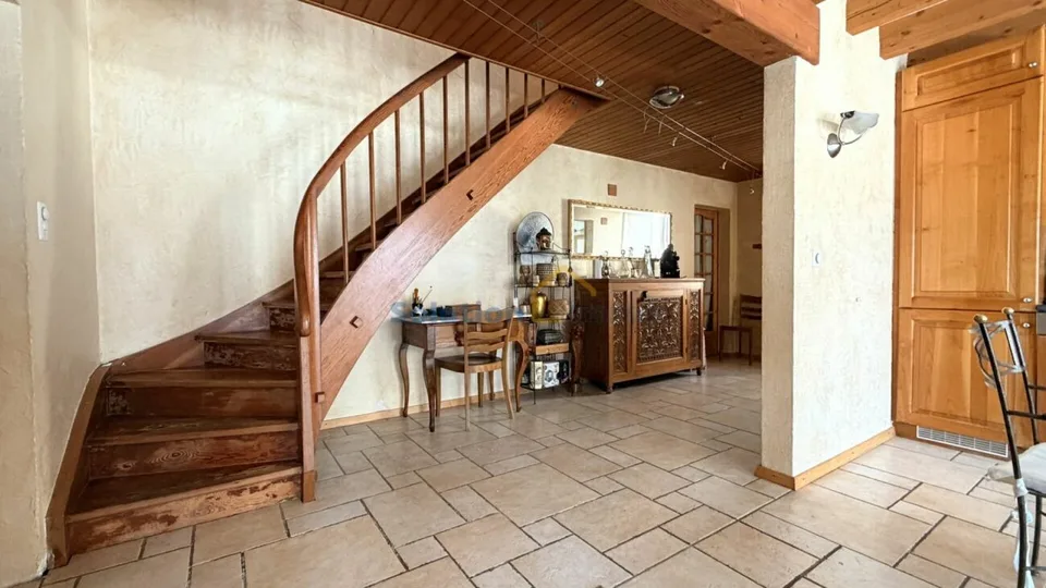Großes Dorfhaus im Zentrum von Vouvry – Foto 13 von 24