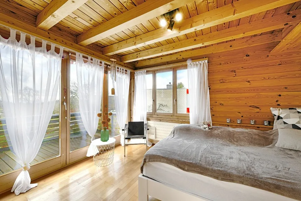 Maison unifamiliale de 8,5 pièces avec appartement pour parents à Rumlikon – photo 7 sur 14