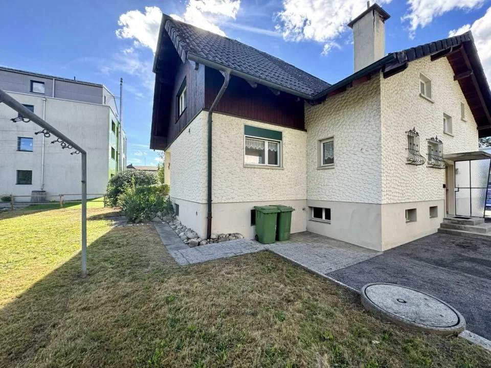 Einfamilienhaus mit Potential zu verkaufen – Foto 11 von 13