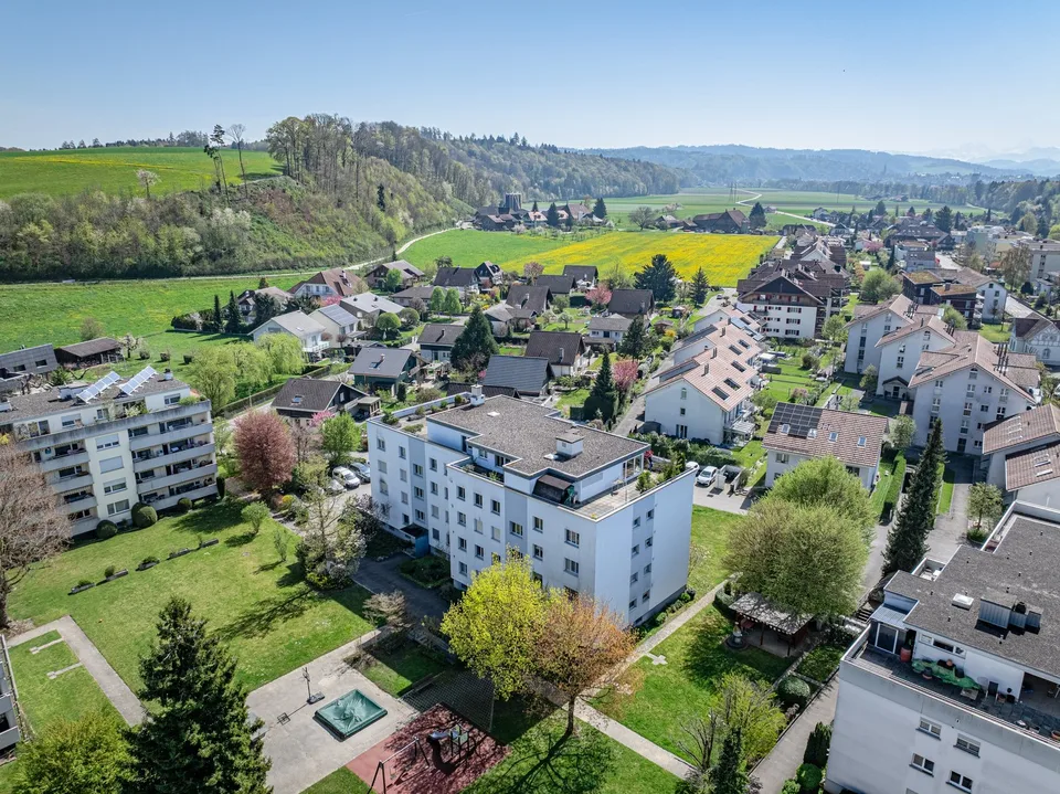 Attraktive 4.5-Zimmer-Wohnung mit Balkon und grosszügigem Grundriss – Foto 11 von 12