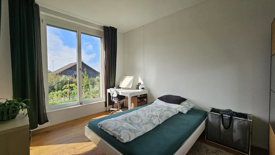 Appartement en propriété de 4,5 pièces moderne dans un développement convivial pour les familles – photo 8 sur 13