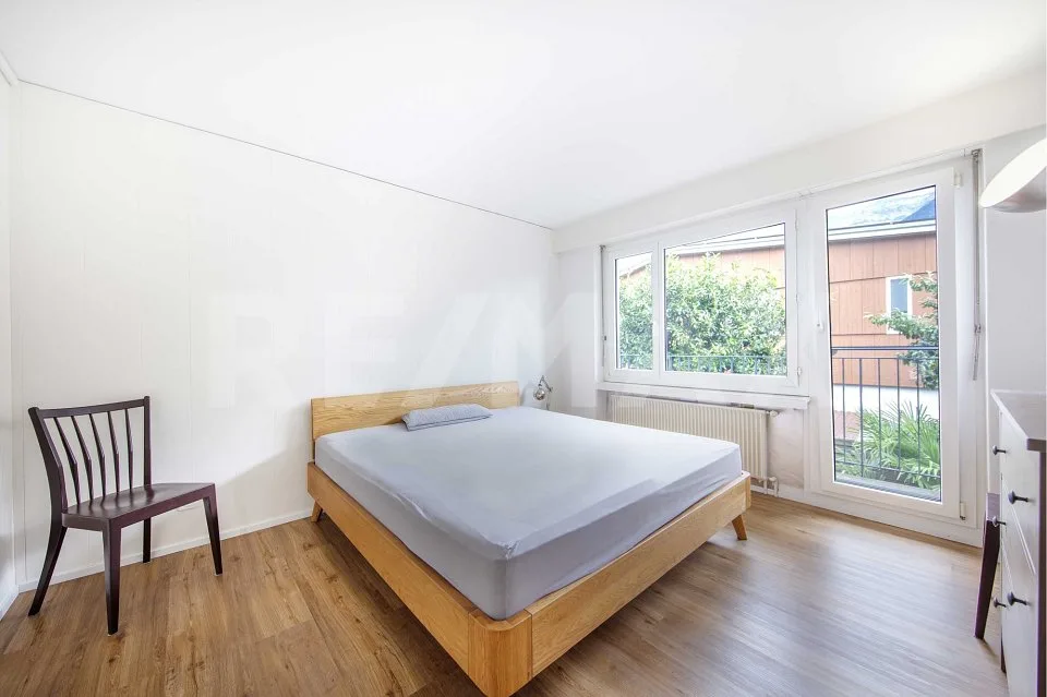 Das perfekte Wohnglück: Freistehendes 5.5-Zi. EFH mit grossem Garten und Bergsicht in Seedorf, UR – Foto 3 von 13