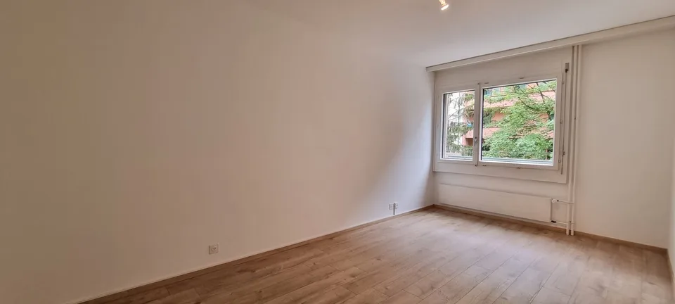 GROßES 6-ZIMMER-APARTMENT – Foto 5 von 8