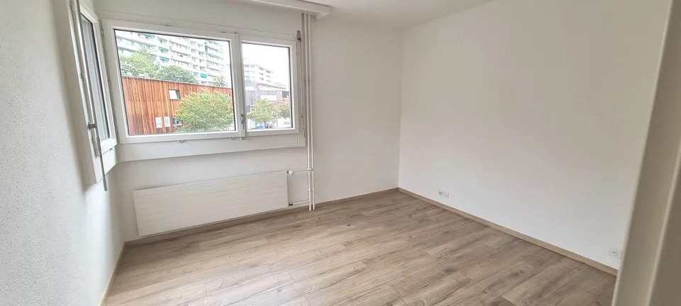 GROßES 6-ZIMMER-APARTMENT – Foto 4 von 8