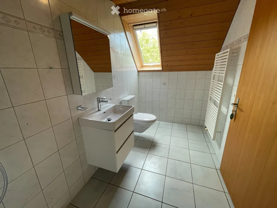 3,5 Zi.-Wohnung in Bauernhaus zu vermieten – Foto 2 von 5