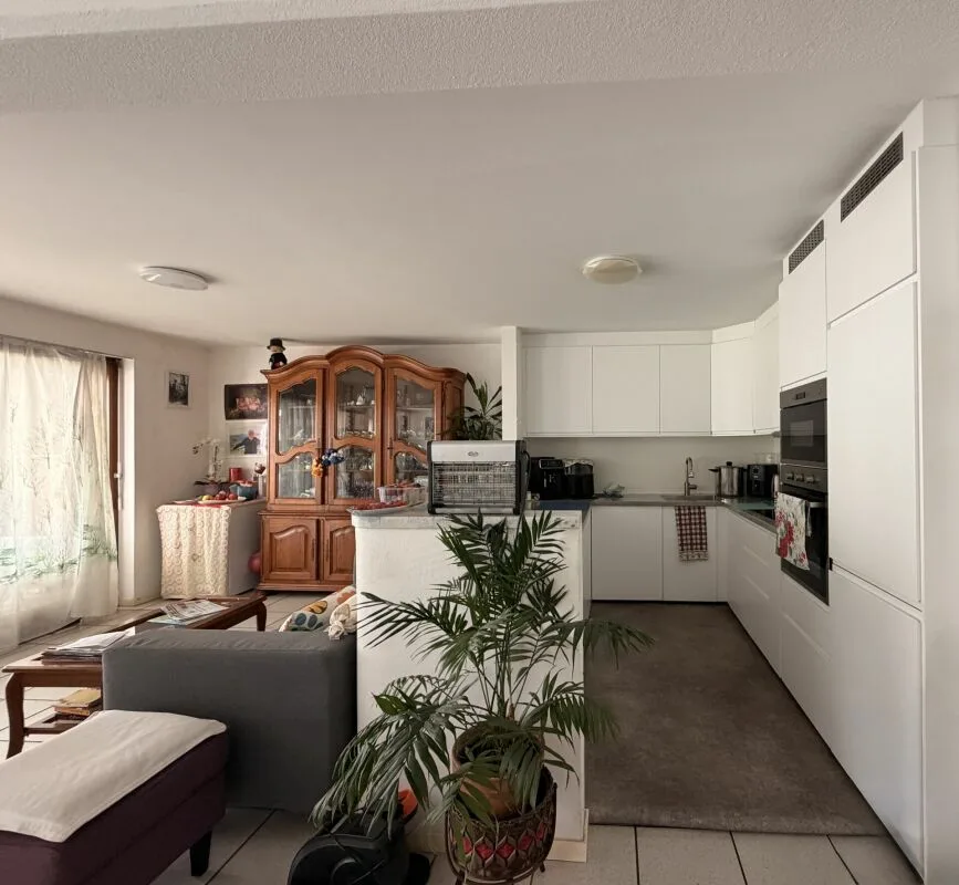 VEZIA - AMPI 3.5 LOCALI TRASFORMABILI IN 4.5, CON TERRAZZA O GIARDINO – foto 3 di 12