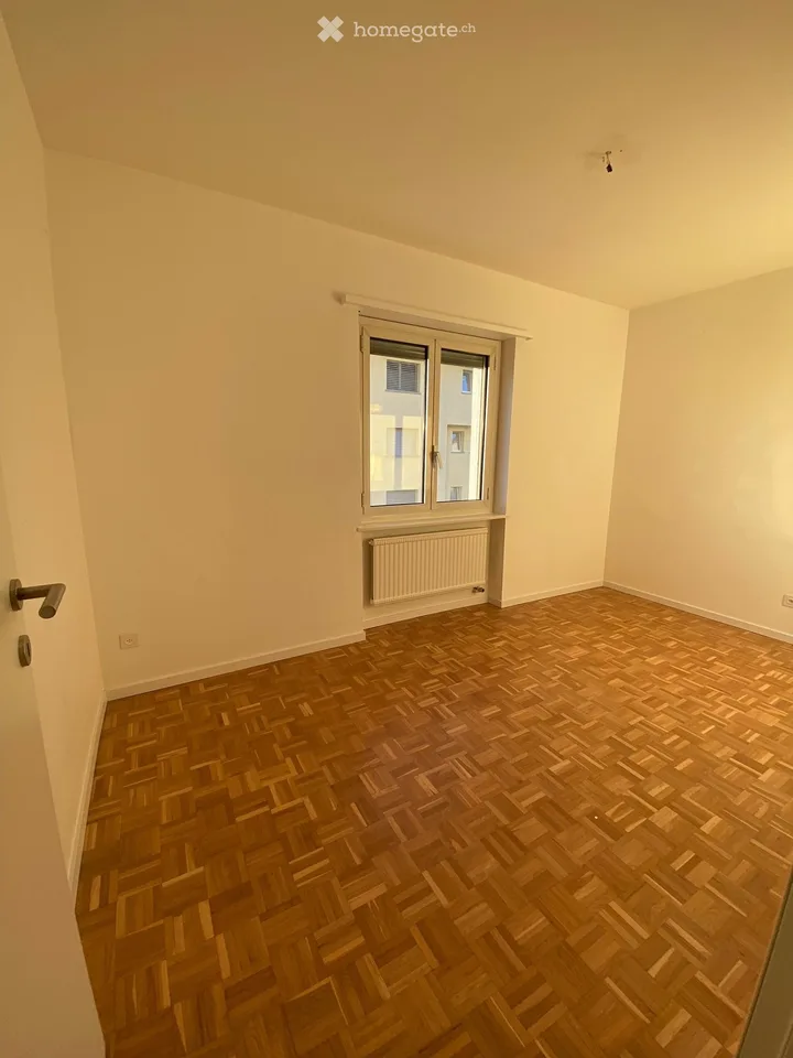 Miete in Pregassona 3,5 Zimmer Erstes Stockwerk – Foto 2 von 5