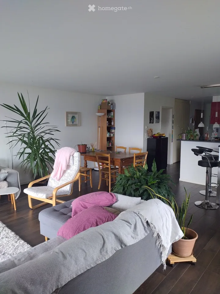 Zimmer in Wohngemeinschaft am Mont Pelerin – Foto 3 von 5