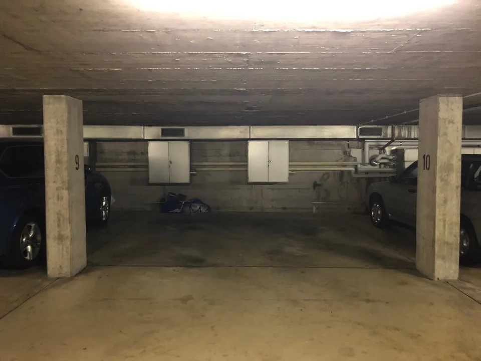 Cerca un posto auto per la tua macchina? – foto 2 di 2