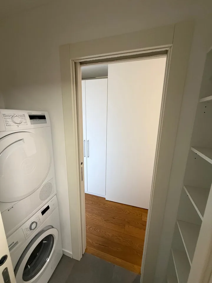 2.5 locali completamente rinnovato a Breganzona – luminoso, tranquillo e ben servito – Foto 9 von 24