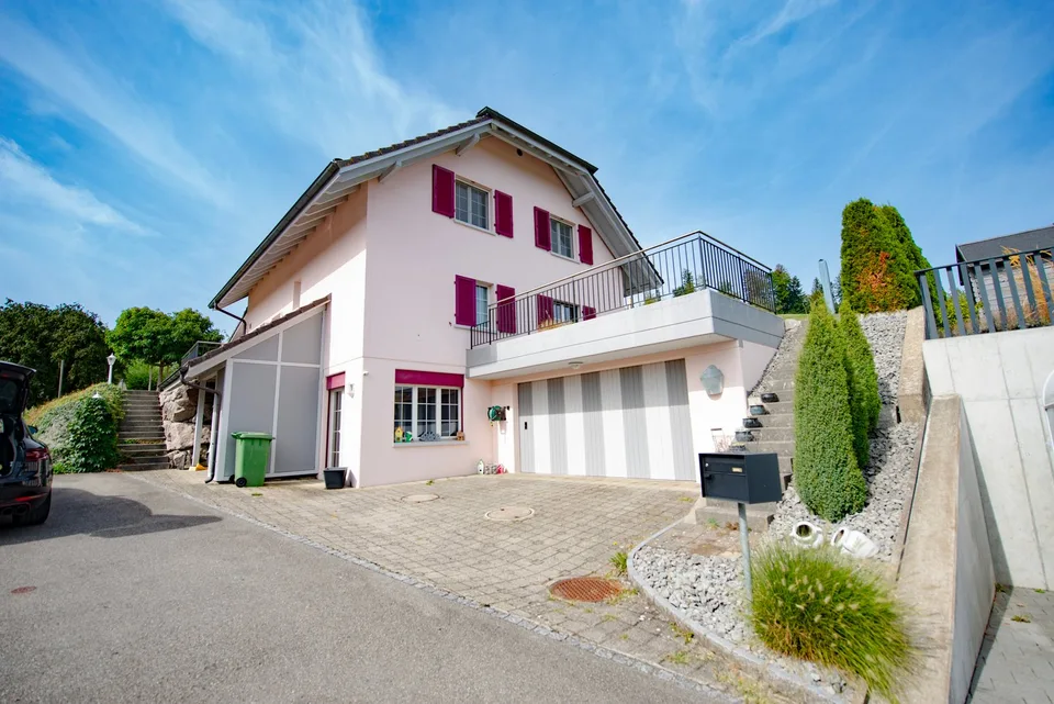 6.5-Zimmer-Einfamilienhaus mit viel Platz und Weitsicht – Foto 27 von 30