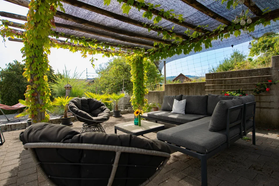 6.5-Zimmer-Einfamilienhaus mit viel Platz und Weitsicht – Foto 2 von 30