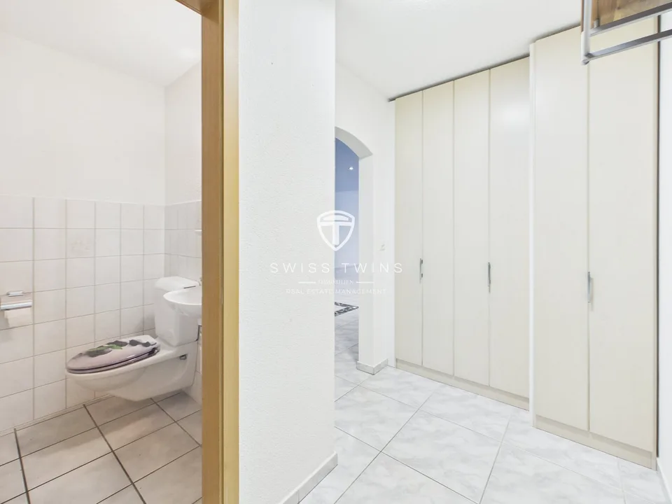 Maisonette 5,5 locali con camino in affitto a Schübelbach – foto 4 di 13