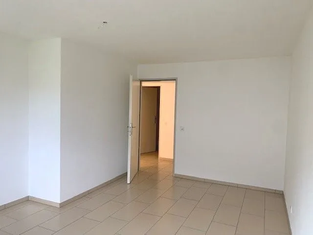 Bello appartamento 4.5 locali vicino al lago con camino e balcone - SENZA ASCENSORE – foto 10 di 13