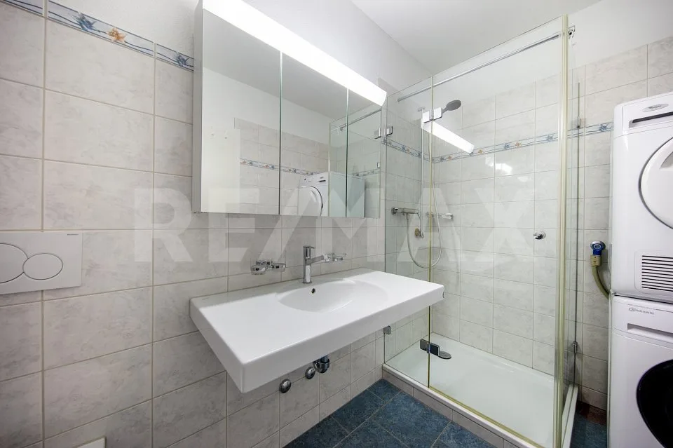Attraktive, gepflegte 2.5-Zimmer-Wohnung an ruhiger Lage nahe Dorfkern und See, 6442 Gersau SZ – Foto 7 von 12