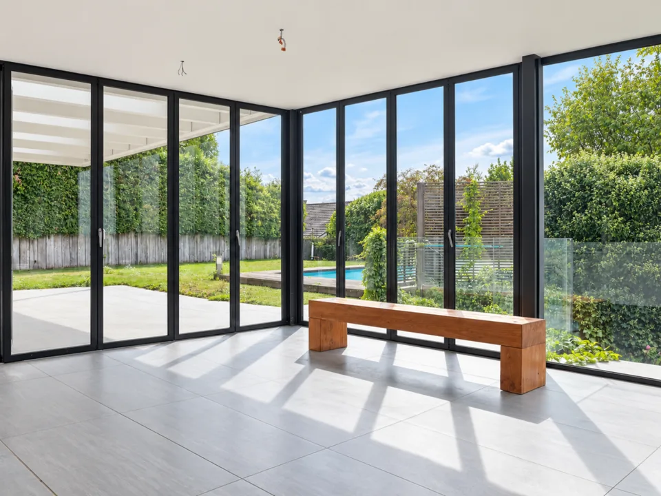 Maison individuelle spacieuse avec piscine et jardin à Füllinsdorf – photo 15 sur 33