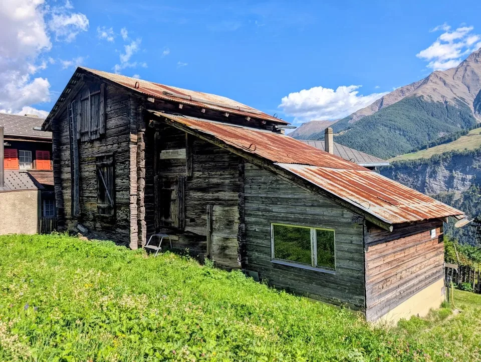 Stall-Scheune mit Zweitwohnsitzpotenzial bei der Riederalp – Foto 3 von 15