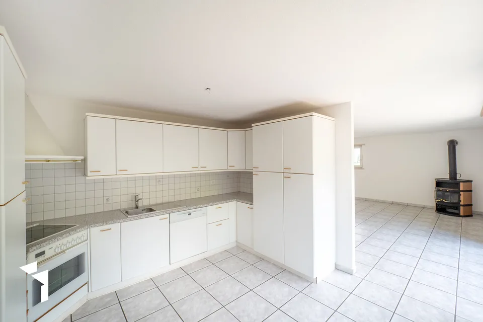 Fehr Immobilien - Komfortable 4.5-Zi.-Wohnung an idyllischer Lage – Foto 5 von 13