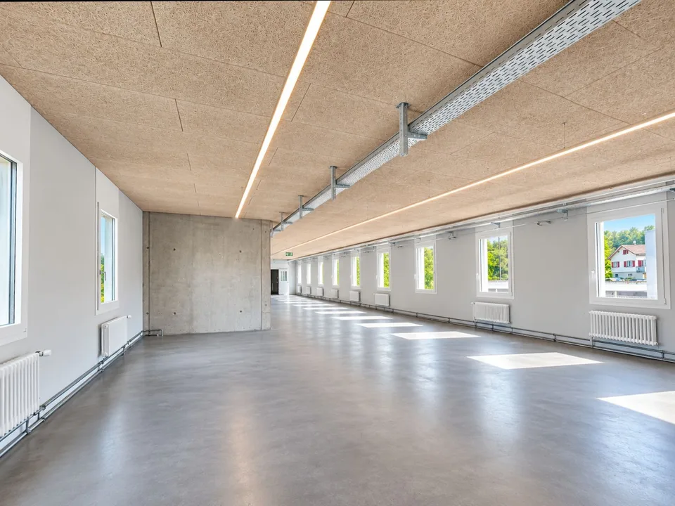 Flexible commercial space for rent - 396 m2 in Herznach! – photo 5 of 7
