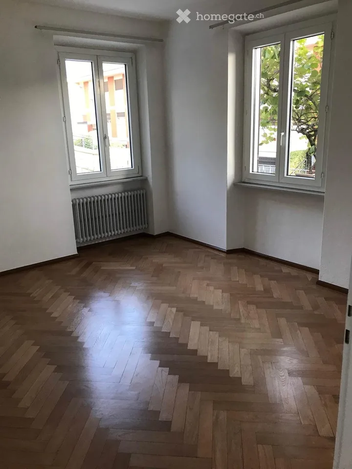 Miete ein sonniges Apartment mit Terrasse – Foto 3 von 5