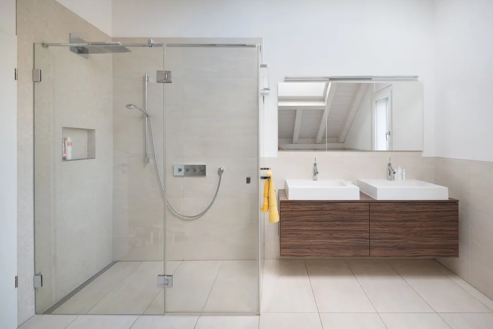 Maison unifamiliale indépendante avec jardin et double garage – photo 14 sur 16