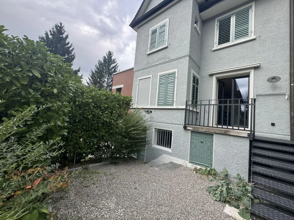 EINZIGARTIGES STADTHAUS IM KREIS 2 - ARCHITEKTUR MIT CHARAKTER – Foto 27 von 28