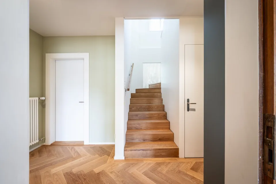 Appartamento mansardato unico di 5,5 locali – foto 16 di 17