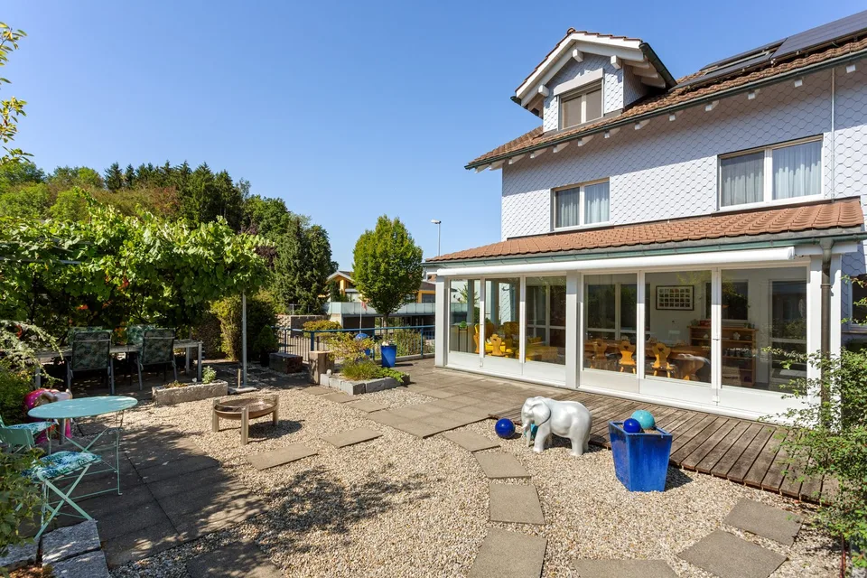 7.5 Zimmer Einfamilienhaus in Henau – Foto 2 von 10