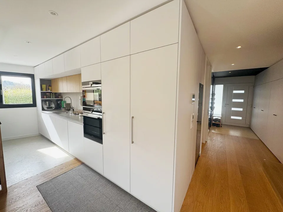 Villa urbana di 5½ locali nel cuore di Corminboeuf – foto 4 di 8