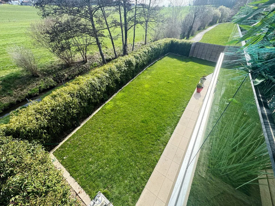 Villa urbana di 5½ locali nel cuore di Corminboeuf – foto 2 di 8