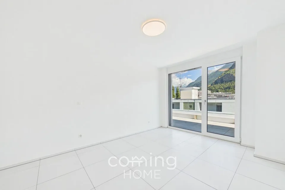 Appartamento attico di 3,5 locali soleggiato a Visp con terrazza spaziosa – foto 9 di 12