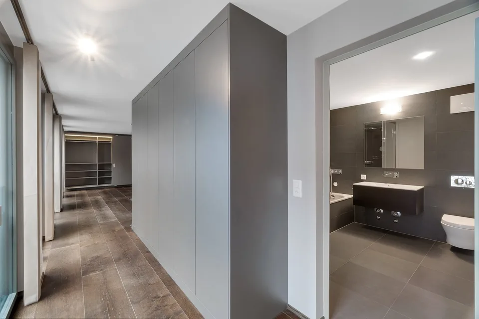 Loft-Wohnung mit grosszügiger Terrasse – Foto 9 von 13