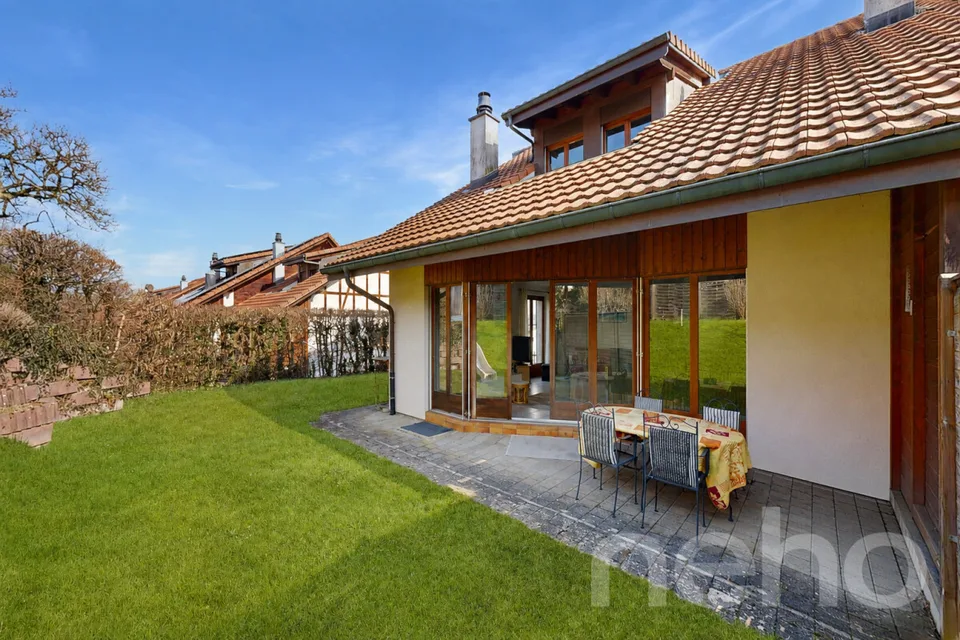 Da rinfrescare: Grande villa familiare con giardino, posizione ideale – foto 9 di 12