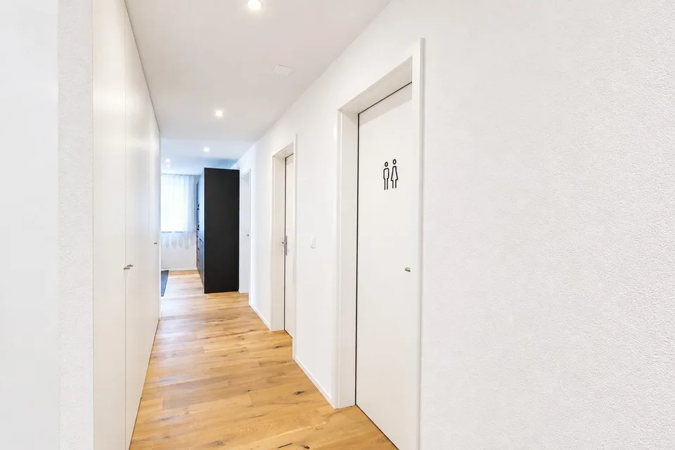 Appartamento di 4,5 locali in vendita a Hendschiken – foto 2 di 13