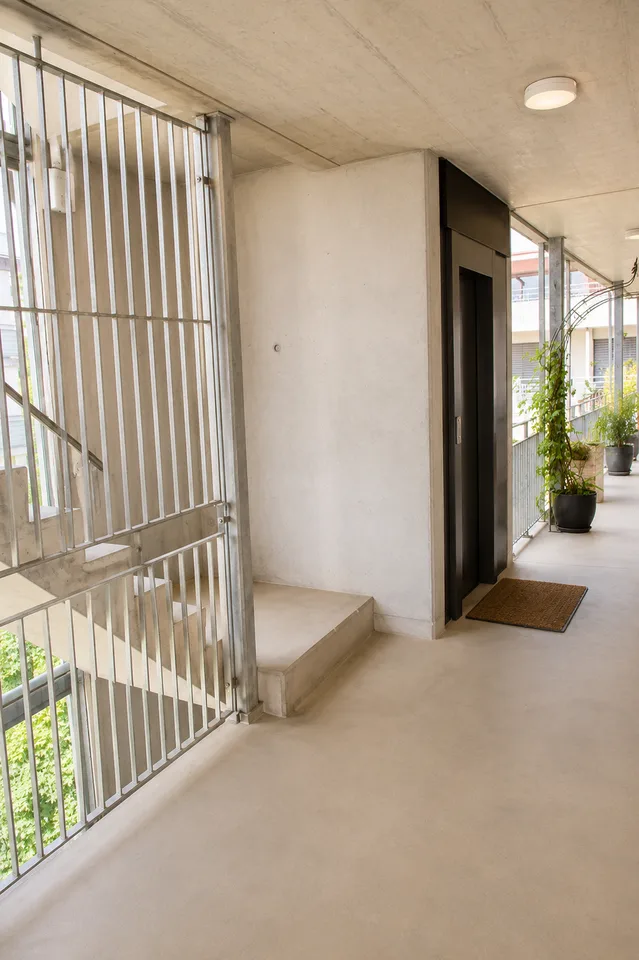 Charmante 5.5-Zimmer-Wohnung mit Balkon und herrlicher Aussicht in Rubigen – Foto 22 von 23
