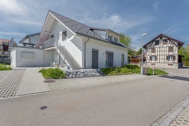 Z 308 / Appartement meublé et équipé avec TV / Internet – photo 6 sur 9