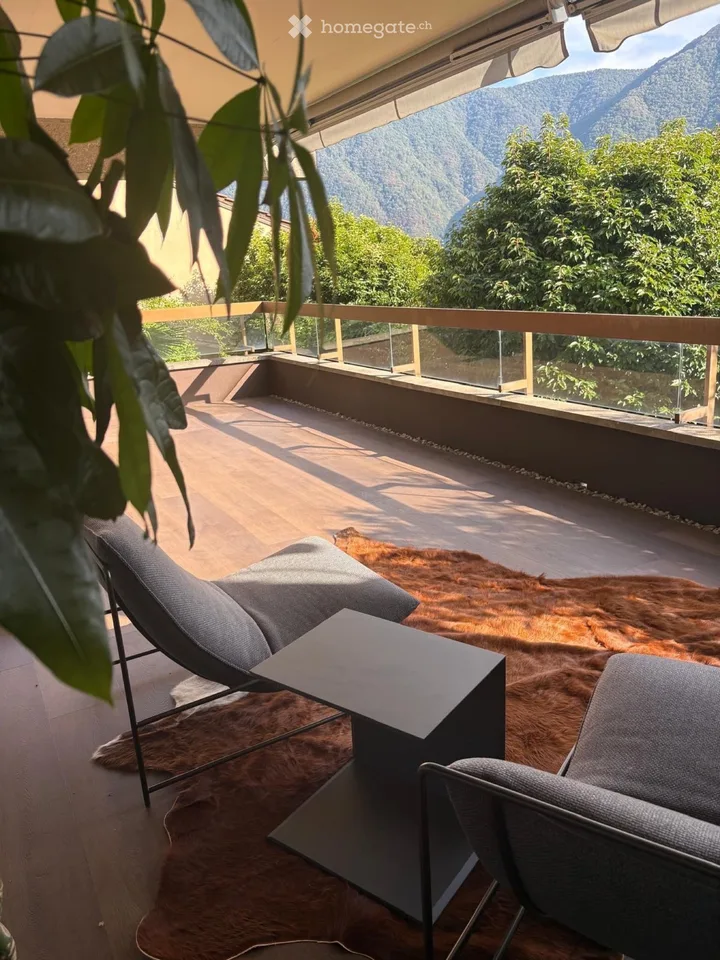 2,5 mit Seeblick komplett renoviert – Foto 4 von 5