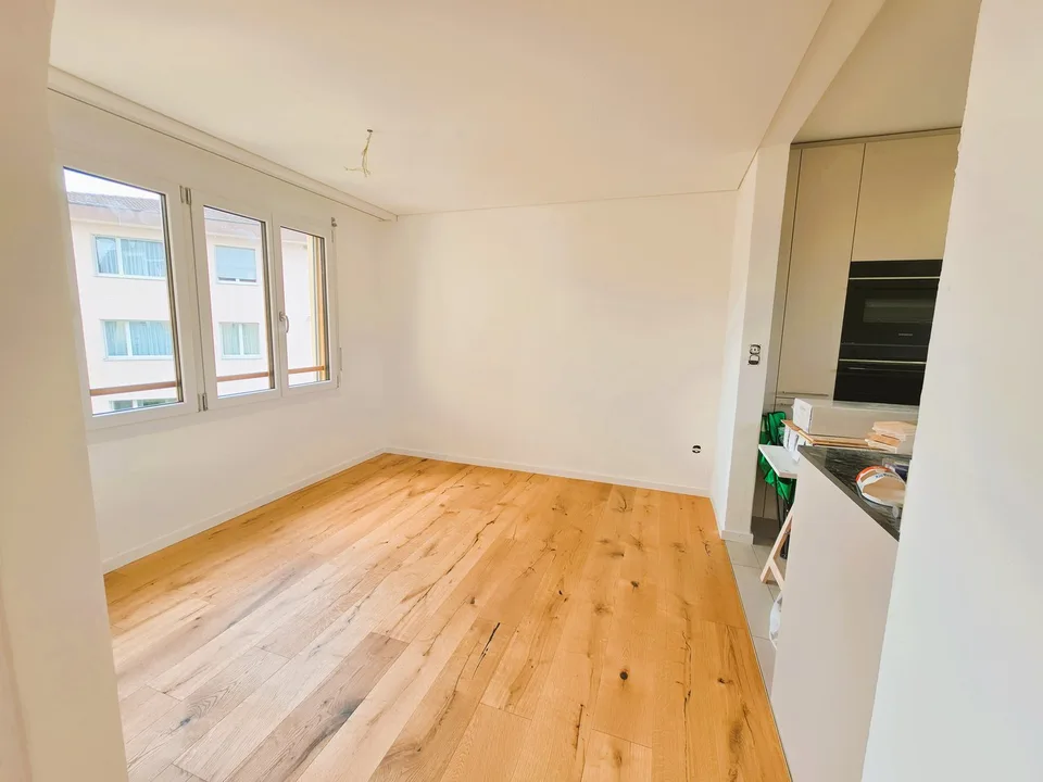 Appartamento di 4,5 locali appena ristrutturato a Zuzwil, vantaggioso sul piano fiscale - Approvato dalla banca – foto 2 di 6
