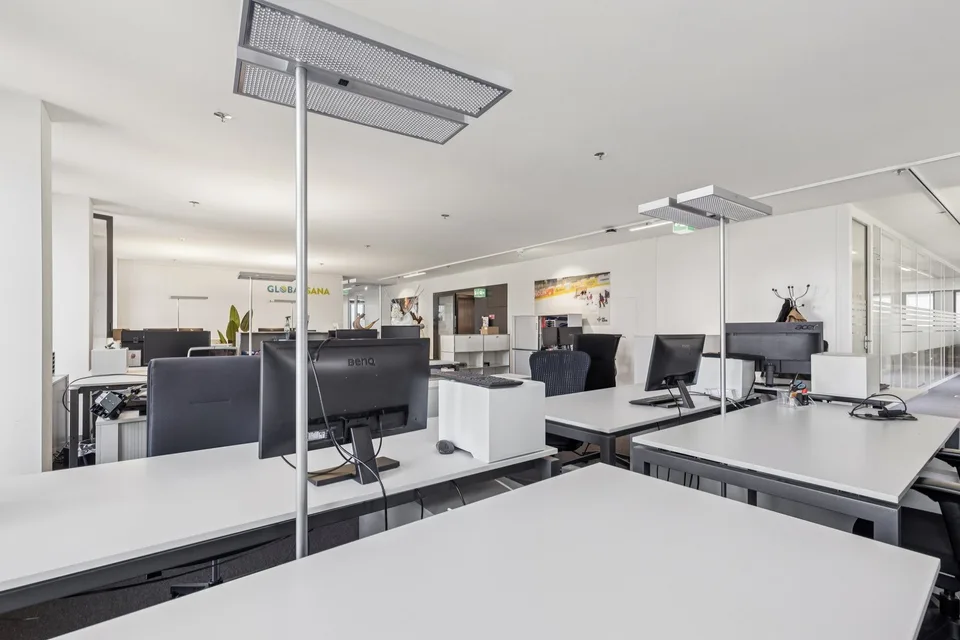 Willkommen im Vertex! Moderne Bürofläche im 7. Stock – Foto 4 von 13