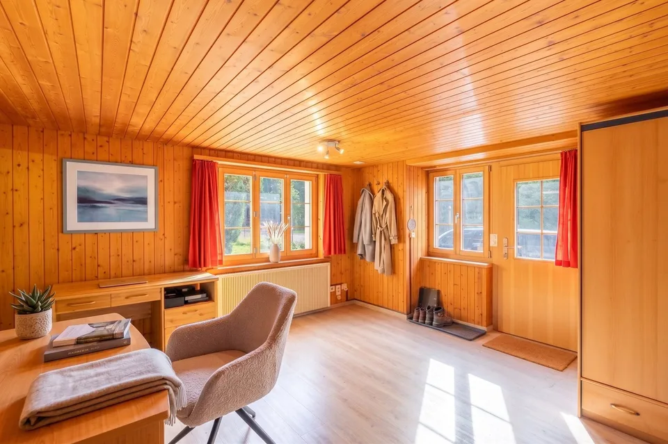 Casa multifamiliare con tre appartamenti e garage doppio – foto 4 di 9