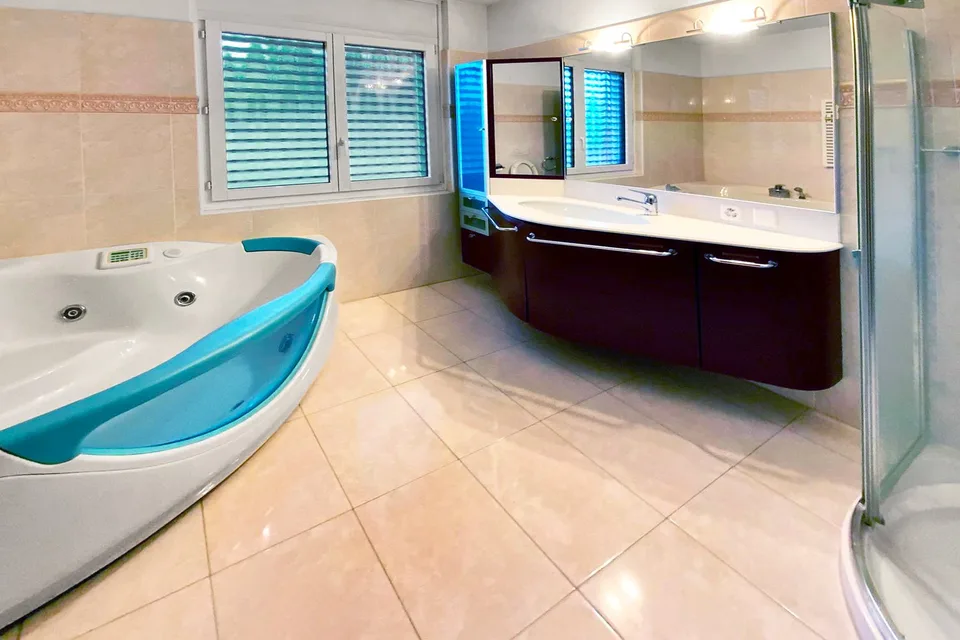 Villa indipendente con piscina: spazio e comodità per tutta la fam... – foto 7 di 9
