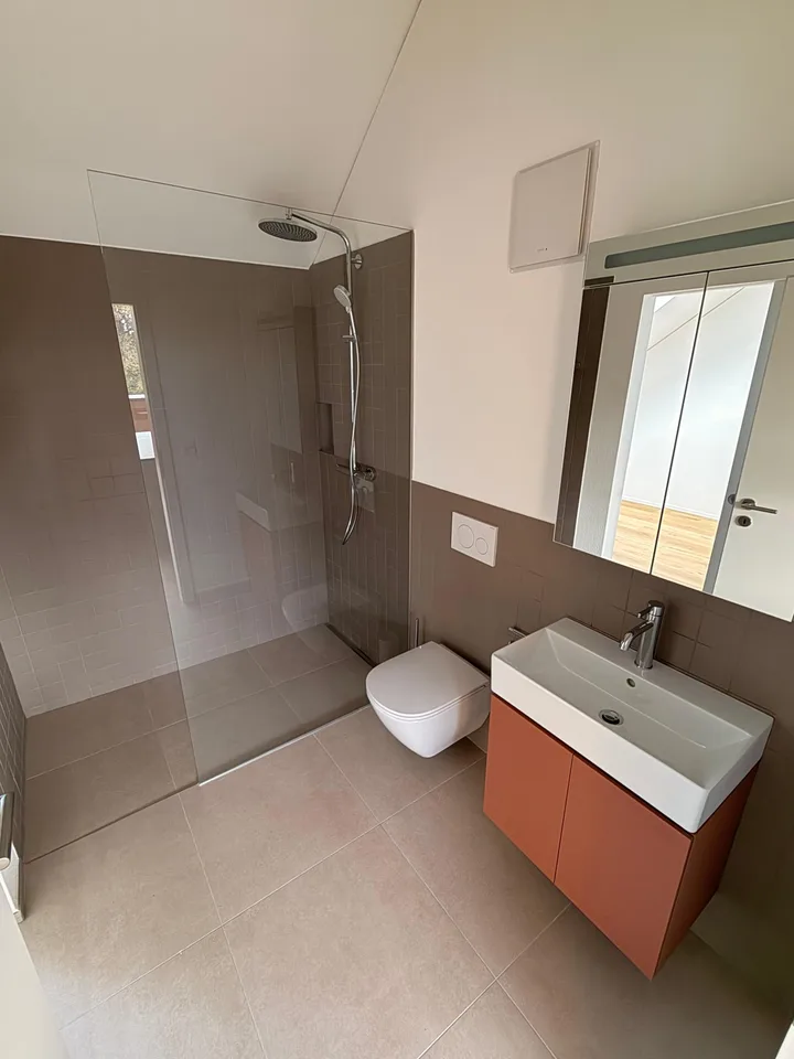 Schönes 3.5-Zimmer-Neubauapartment in Châtillon – Foto 8 von 18