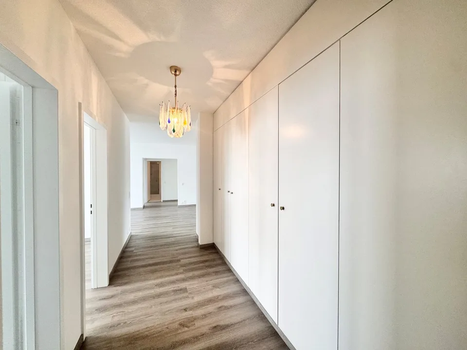 3777 - HELLES DOPPELWINKELWOHNUNG – AUCH ALS ZWEITWOHNSITZ GEEIGNET – COLLINA D'ORO – photo 7 sur 15