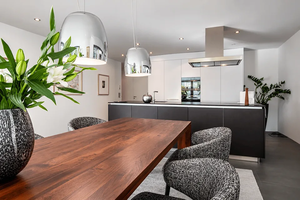 RESERVIERT: Exklusive 4,5-Zimmer-Terrassenwohnung – Foto 4 von 11