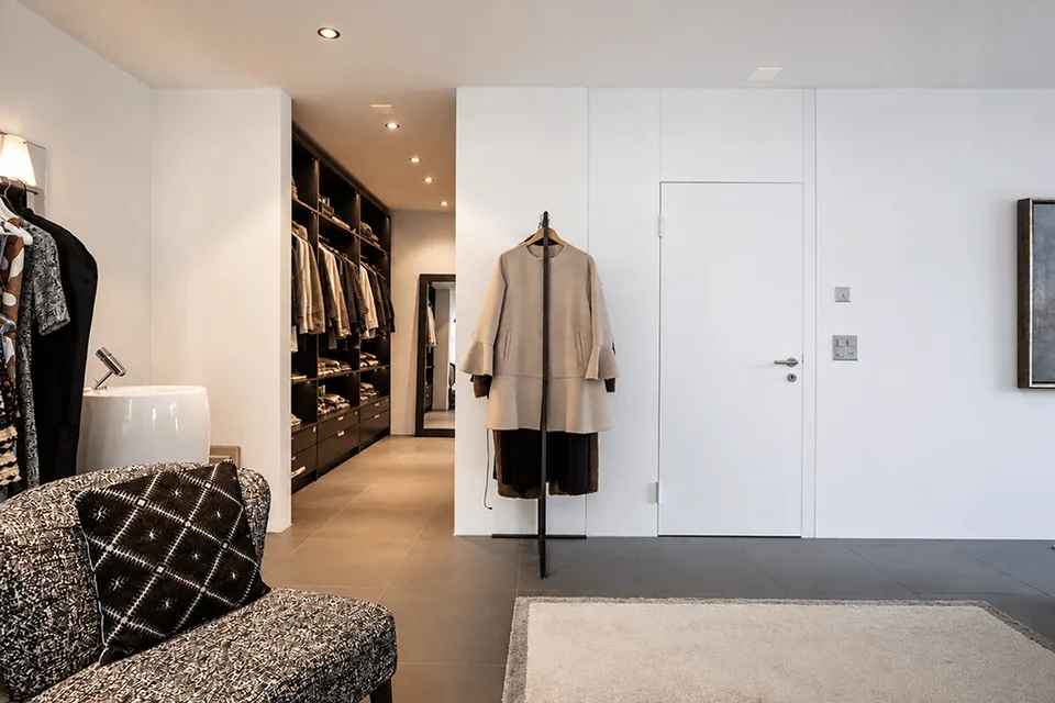 RESERVIERT: Exklusive 4,5-Zimmer-Terrassenwohnung – Foto 7 von 11