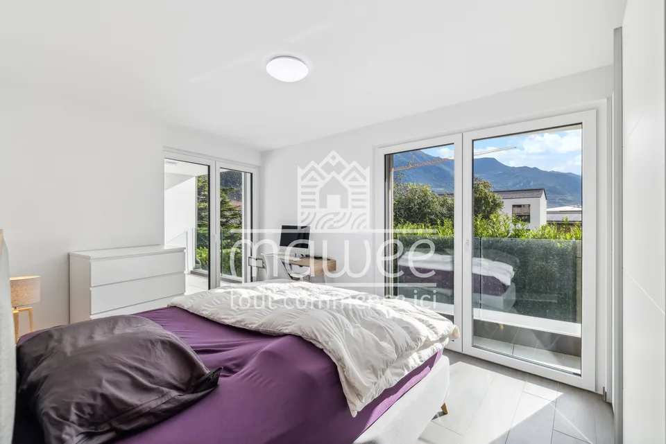 Elegance, comfort and exceptional terrace in the heart of Leytron! – photo 7 of 13