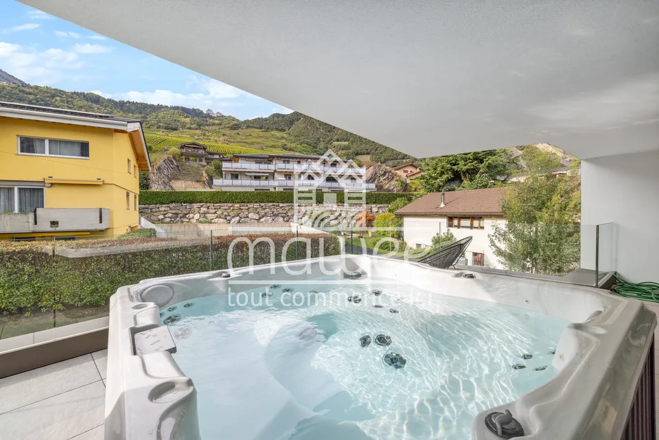 Elegance, comfort and exceptional terrace in the heart of Leytron! – photo 11 of 13