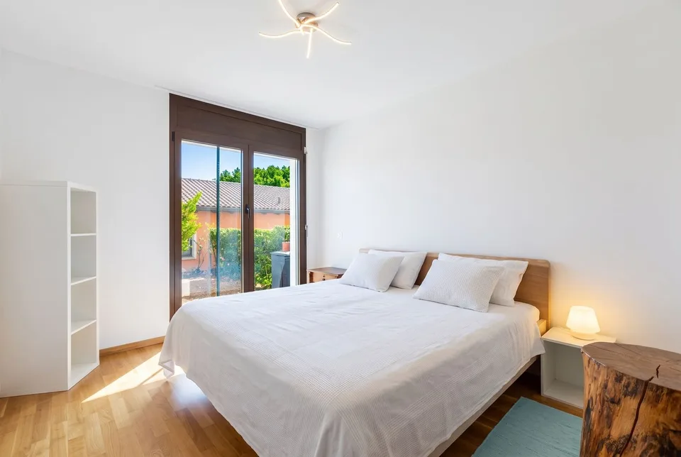 Vernate – 3,5-Zimmer-Wohnung mit privatem Garten und Seeblick – Foto 5 von 12